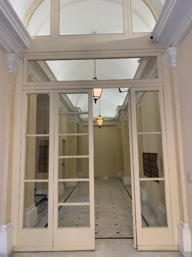 Residenza Tritone Luxury Guest House Trevi Fountain روما المظهر الخارجي الصورة