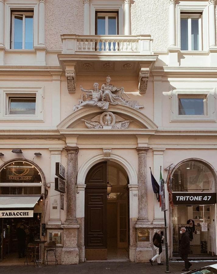 Residenza Tritone Luxury Guest House Trevi Fountain روما المظهر الخارجي الصورة
