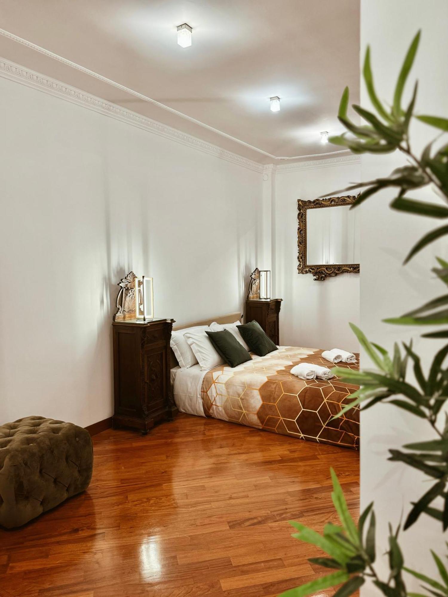 Residenza Tritone Luxury Guest House Trevi Fountain روما المظهر الخارجي الصورة