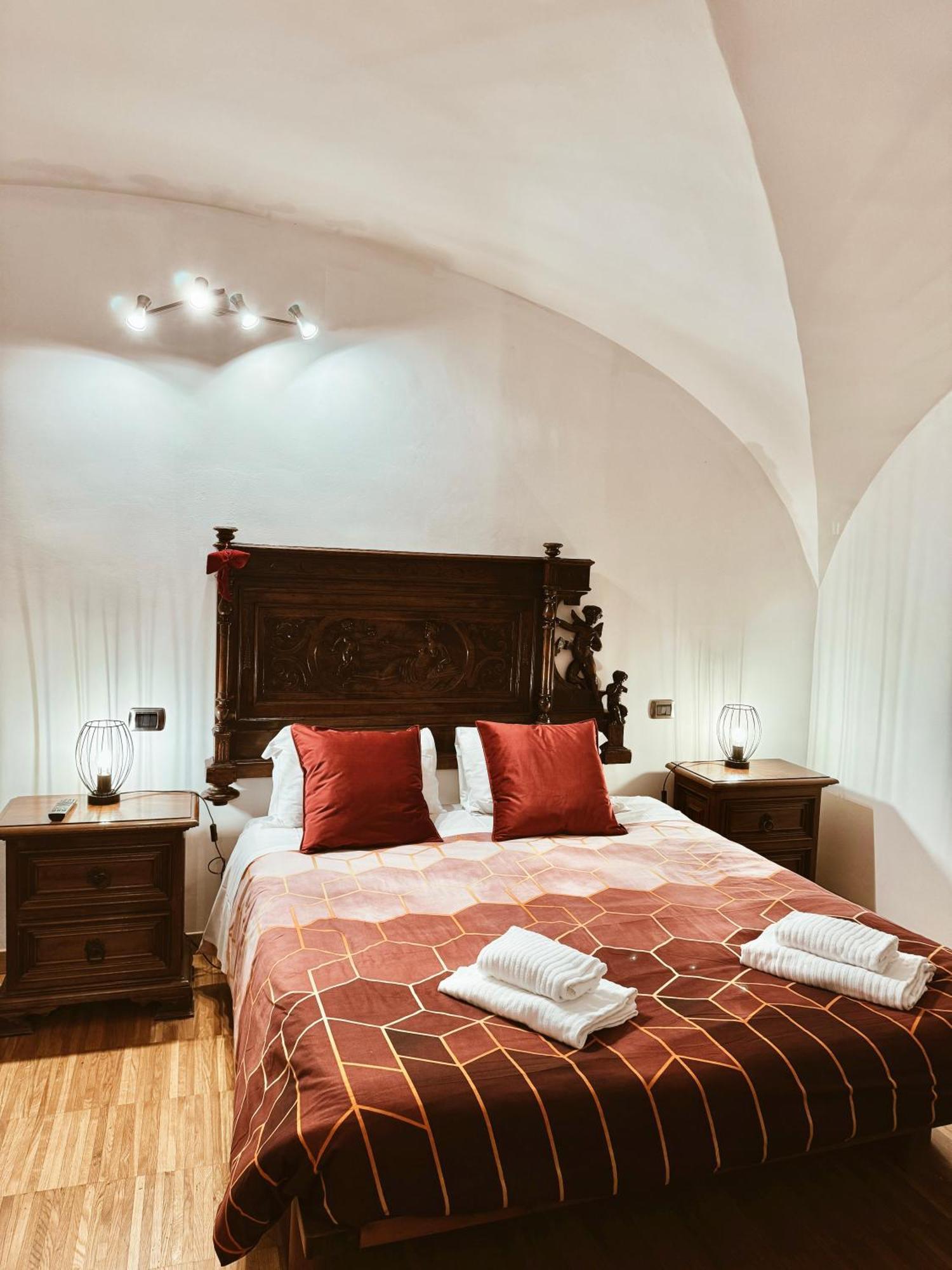 Residenza Tritone Luxury Guest House Trevi Fountain روما المظهر الخارجي الصورة