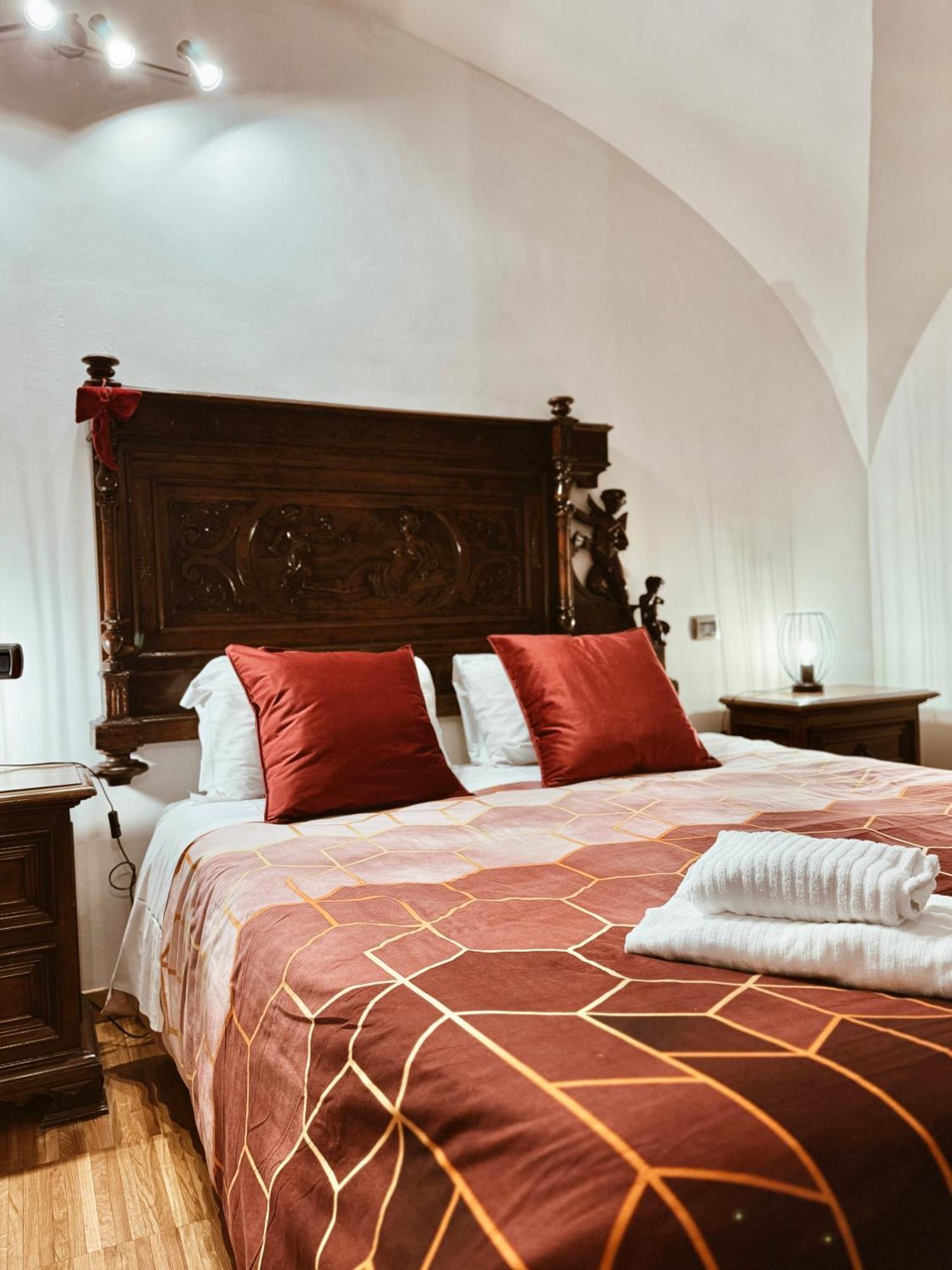 Residenza Tritone Luxury Guest House Trevi Fountain روما المظهر الخارجي الصورة
