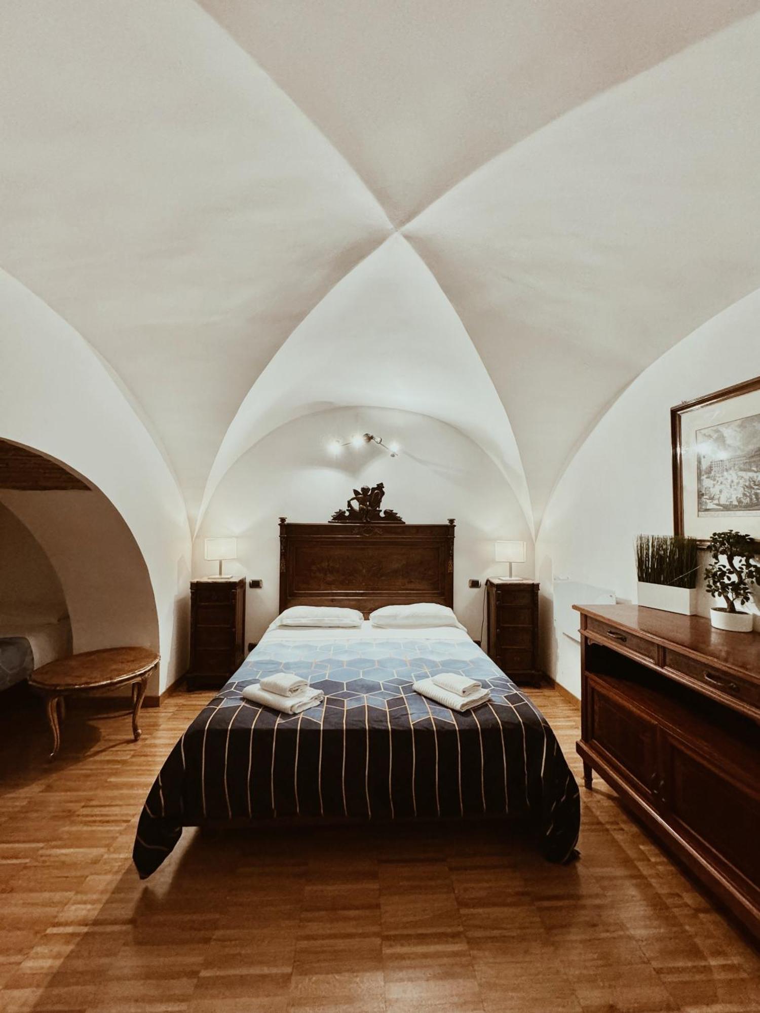 Residenza Tritone Luxury Guest House Trevi Fountain روما المظهر الخارجي الصورة